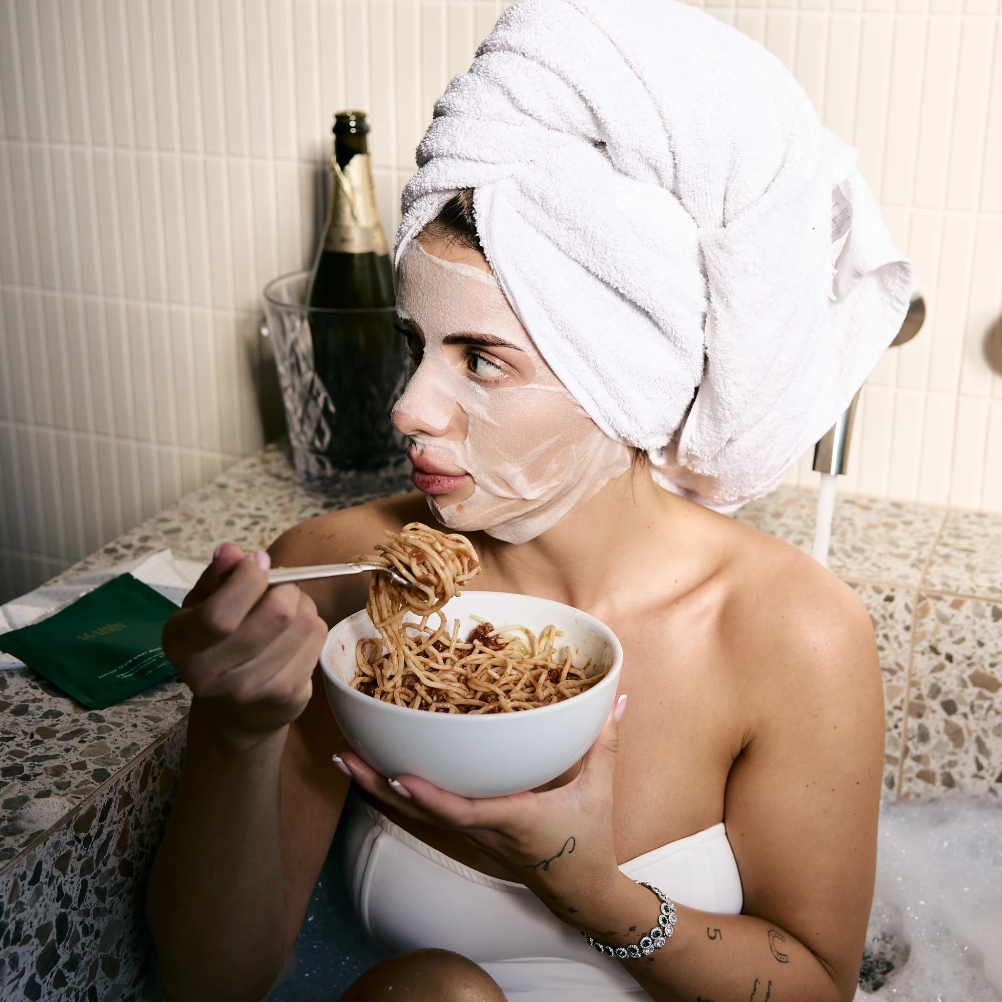 Peptide Glow Sheet Mask